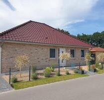 Bungalow am See (Maklerfrei) - 359.000,00 EUR Kaufpreis, in Walchum (PLZ: 26907)