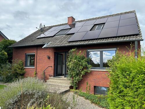 Foto - Freistehendes Einfamilienhaus - kompakt, vielseitig, gepflegt