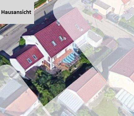 Foto - Von Pivat Familienfreundliche DHH mit ausgebauter Doppelgarage