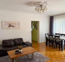 Helle 4-Zimmer-Wohnung mit Balkon in Köln-Weiden - Dormagen Broich