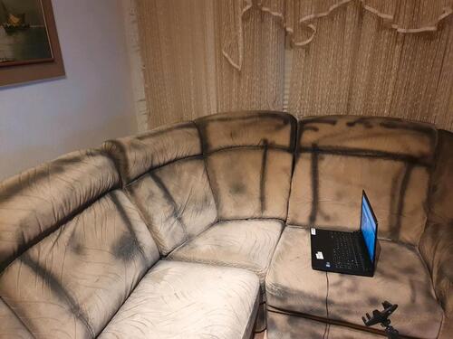 Foto - warm Mieter Immobilien und Internet .