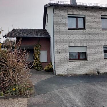 Foto - 5 Zimmer Doppelhaushälfte in Brakel