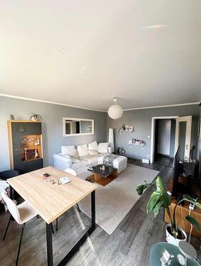 Foto - Helle 3-Zimmer-Wohnung mit Balkon und Einbauküche - ab 01.06.26