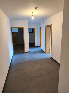 Foto - 3 -Zimmer- Souterrain Wohnung mit Garten