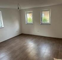 Komplett renovierte Wohnung in Wiernsheim 75446zu vermieten