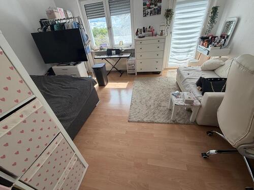 Foto - 1 Zimmer Etagenwohnung zur Miete in Heuchelheim a. d. Lahn