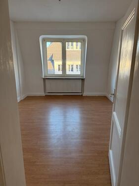 Foto - 2 Zimmer Dachgeschosswohnung 450€ plus Nebenkosten