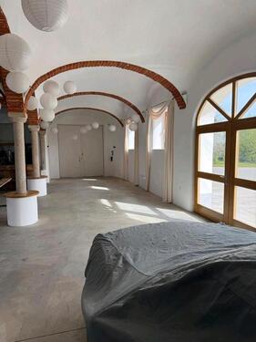 Foto - Garage Unterstellplatz Auto Motorrad Wohnmobil