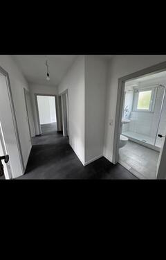 Foto - Moderne- & Kernsanierte 3 Zimmerwohnung inkl. neue Einbauküche