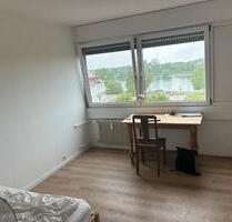 WG Zimmer zu vermieten - 560,00&nbsp;EUR Kaltmiete, ca.&nbsp; 50,00&nbsp;m&sup2; in Kehl (PLZ: 77694)