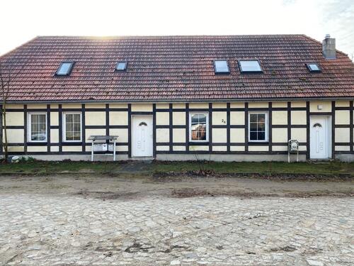 Foto - Kleines Mehrfamilienhaus - 80.000,00&nbsp;EUR Kaufpreis, ca.&nbsp; 220,00&nbsp;m&sup2;