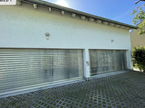 Foto - 1x Stellplatz in einer Garage (Dreifachparkersystem)