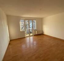 Helle, lichtdurchflutete 2-ZKDB in Krefeld Zentrum