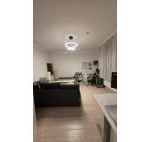 Schöne 2-Zimmer-Wohnung mit EBK und Gartennutzung in Wermelskirch - Wermelskirchen