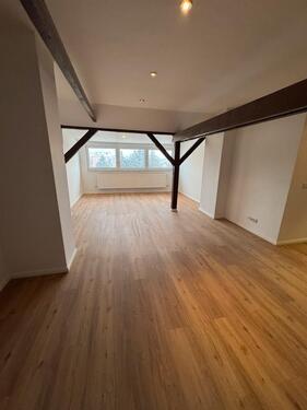 Foto - Frisch Sanierte 3 Zimmer Wohnung inkl. neuer EBK.