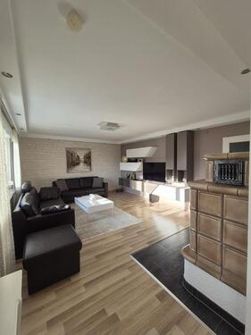Foto - Großzügige 6-Zimmer-Wohnung mit Wintergarten & zwei Balkonen