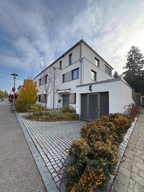 Foto - Tiefgaragenstellplatz Monheimerstr. zu vermieten