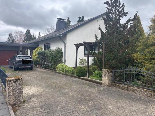 Foto - Charmantes Bungalow, großer Garten, Garage - provisionsfrei