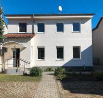 Haus mit zwei Wohneinheiten und großzügigem Garten in Neu Zittau - Erkner