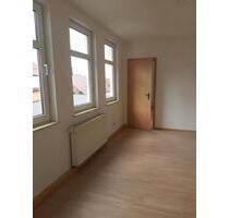 2 Raum Wohnung - 250,00&nbsp;EUR Kaltmiete, ca.&nbsp; 42,00&nbsp;m&sup2; in Apolda (PLZ: 99510)