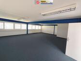 Foto - Büro, Praxis, Atelier, Callcenter, Lagerräume zu vermieten!
