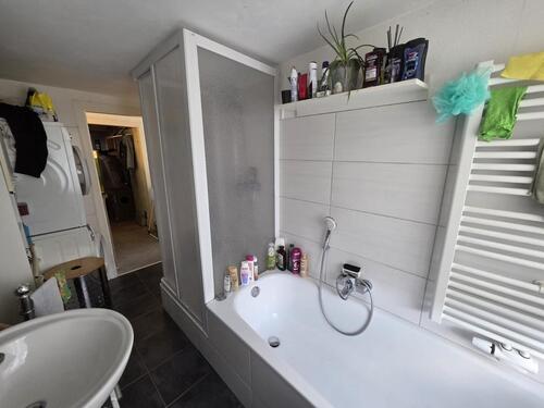 Foto - Helle großzügige 5-ZKB Dachgeschosswohnung zu vermieten