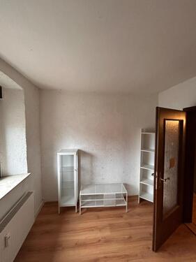 Foto - Teilmöblierte 4,5 Zimmer Wohnung zu vermieten.