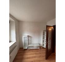 Teilmöblierte 4,5 Zimmer Wohnung zu vermieten. - Speicher