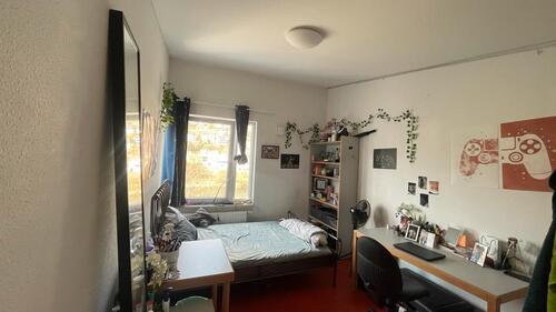 Foto - Ein hübsches Zimmer mit Blick auf den Fluss für 2 Monate