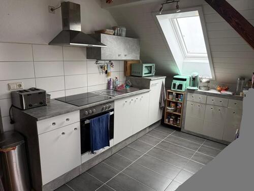 Foto - Interessante 3-Zimmer-Dachgeschoss-Wohnung mit kleiner Dachterrasse