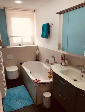 Foto - 7 Zimmer Etagenwohnung zum Kaufen in Hohenmölsen