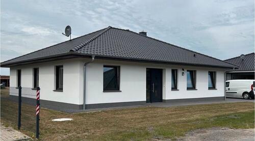 Foto - NEUBAU Bungalow mit Doppelgarage & Garten - bezugsfertig & modern