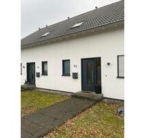 Vermietung: neuwertige DHH in Büchen A+, 4,5 Zimmer, Südterrasse