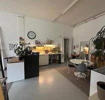 Arbeitsplatz in lebenslustiger Ateliergemeinschaft in Lierenfeld - All-in-Miete - Düsseldorf Stadtbezirk 8