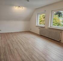 Schöne helle 3 Zimmer DG-Wohnung in Stuttgart Sonnenberg