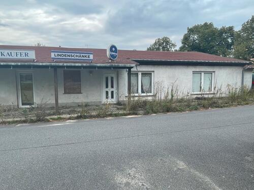 Foto - Lagerhalle mit ehemaliger Gastronomie