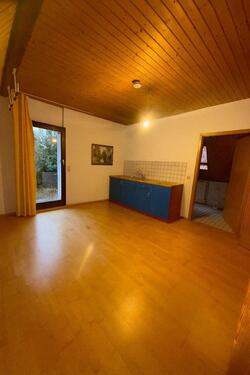 Foto - 2-Zimmer-Wohnung mit Terrasse, Einbauküche & eigenem Parkplatz