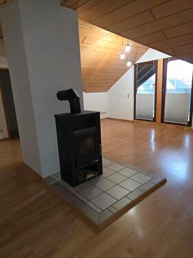 Foto - 3 Zimmer Dachgeschoßwohnung zur Miete in Kefenrod