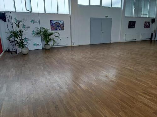 Foto - Halle - Lager - Büro - Wohnen – Laden