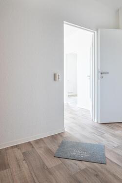 Foto - Neu gefällig? Sanierte 1-Raum Wohnung mit Aufzug.Wohnung