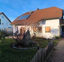 Großzügiges Einfamilienhaus in guter Wohngegend in Uffenheim