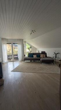 Foto - Schöne, helle 2,5-Zimmer-Wohnung mit Balkon & Garage in Bad MGH