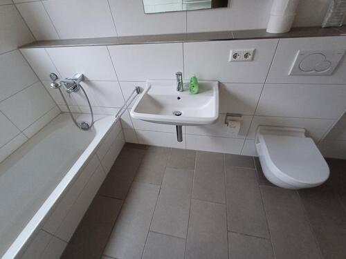 Foto - Sehr schöne 3 Zimmer-Wohnung in Tübingen , Rotbad , ab 01.05.2026