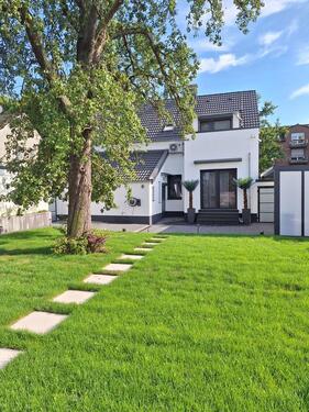 Foto - Kernsaniertes Einfamilienhaus in Essen Dellwig ca. 200Qm Fläche