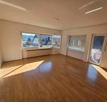 Helle und großzügige Wohnung mit Balkon in Selters - Selters (Westerwald)