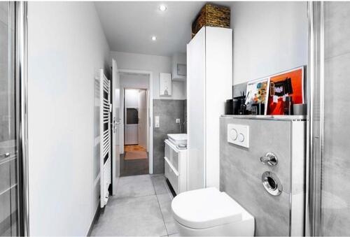 Foto - Stilvolle 2-Zimmer-Wohnung Nähe Hölderlinplatz