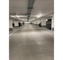 TG-Stellplatz in moderner Wohnhausgarage – Berliner Vorstadt - Potsdam