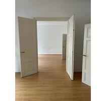 Wunderschöne 4,5-Zimmer-Altbauwohnung im Herzen Offenbachs - Offenbach am Main