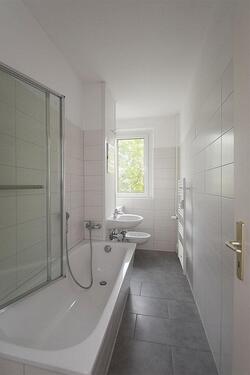 Foto - Kleine FamilienWohnung - 451,00 EUR Kaltmiete,