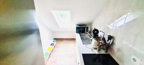 Foto - Voll möbliertes Zimmer in 4er-Frauen-WG – Stuttgart Obertürkheim – ruhige Lage, gute Anbindung